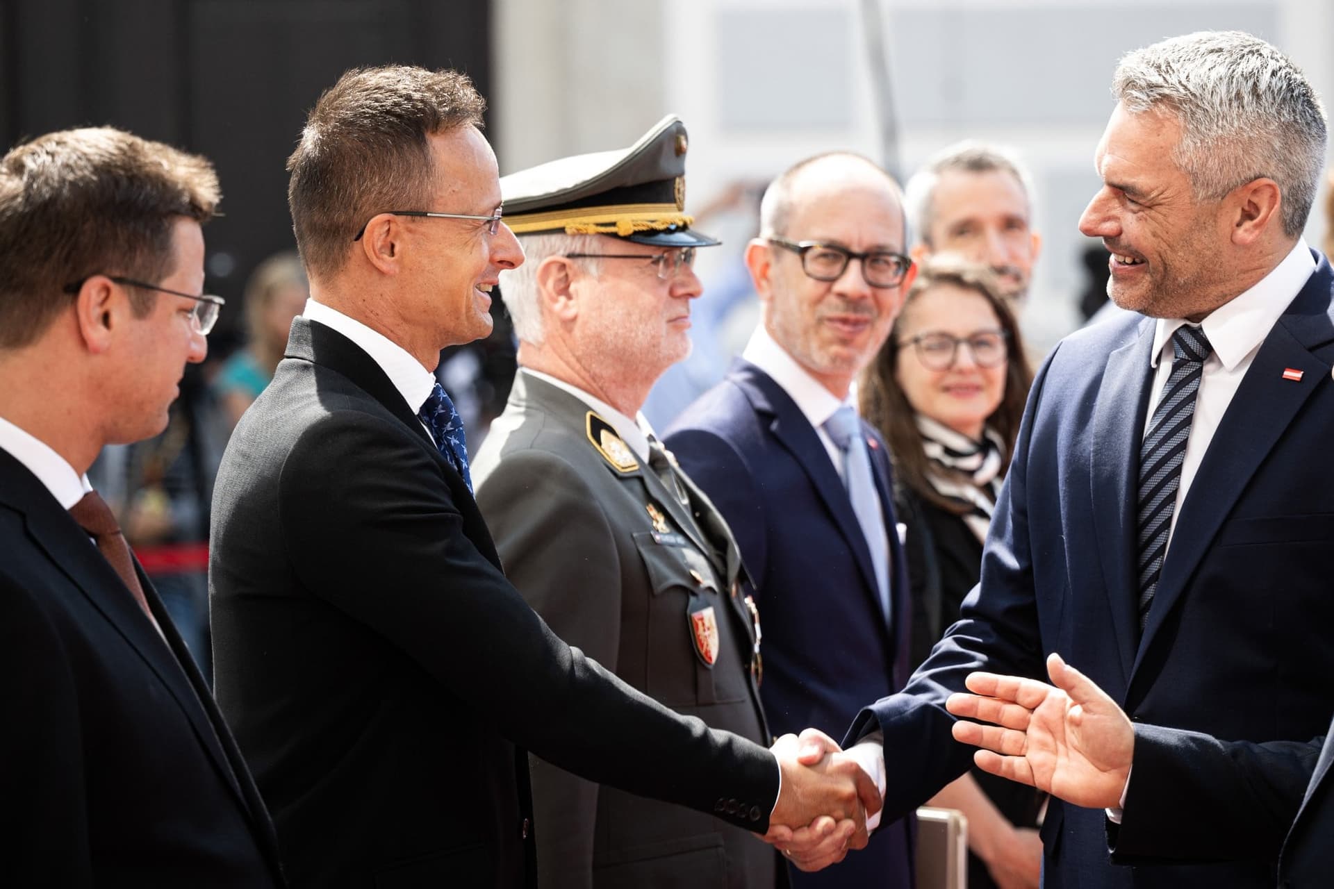Fokozni kell az együttműködést az illegális migrációval szemben