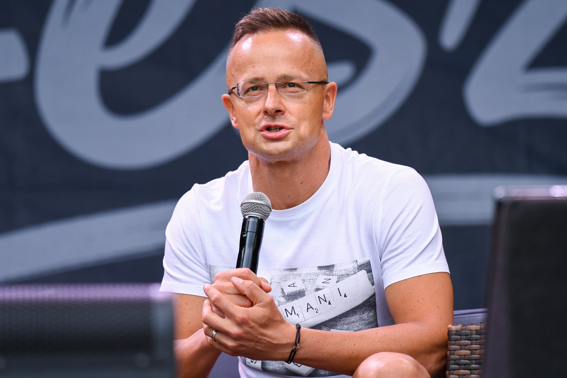 Szijjártó Péter: Csak a béke jelent megoldást