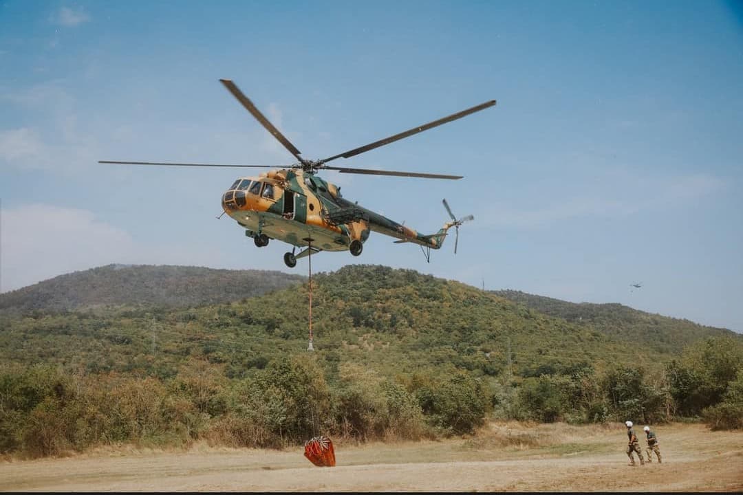 HM: kiképzési repülésen a szolnoki helikopterek