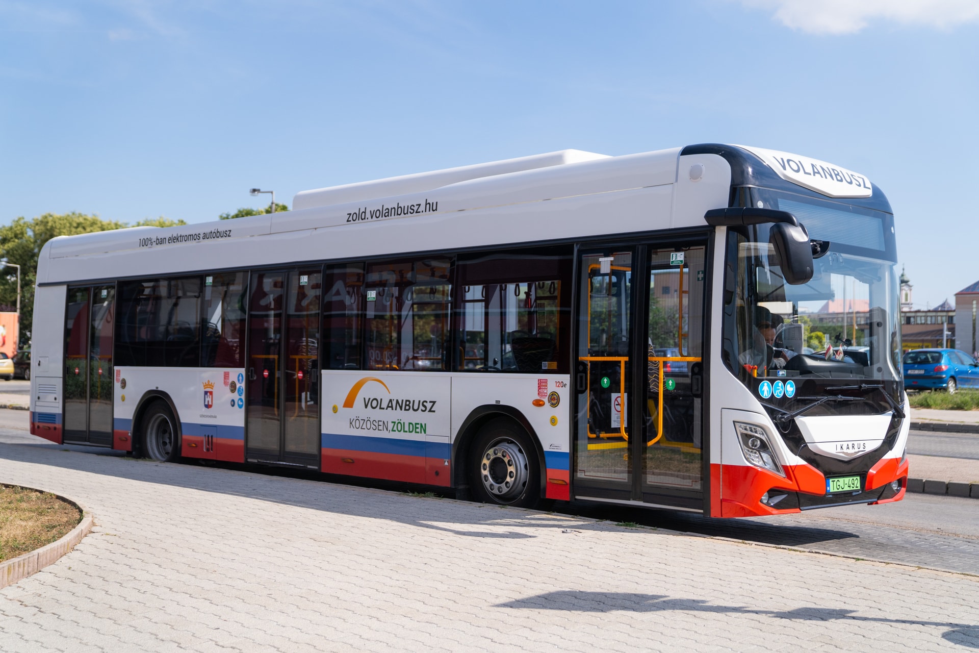 Székesfehérvár címere is ékesíti az új elektromos Ikarus buszokat