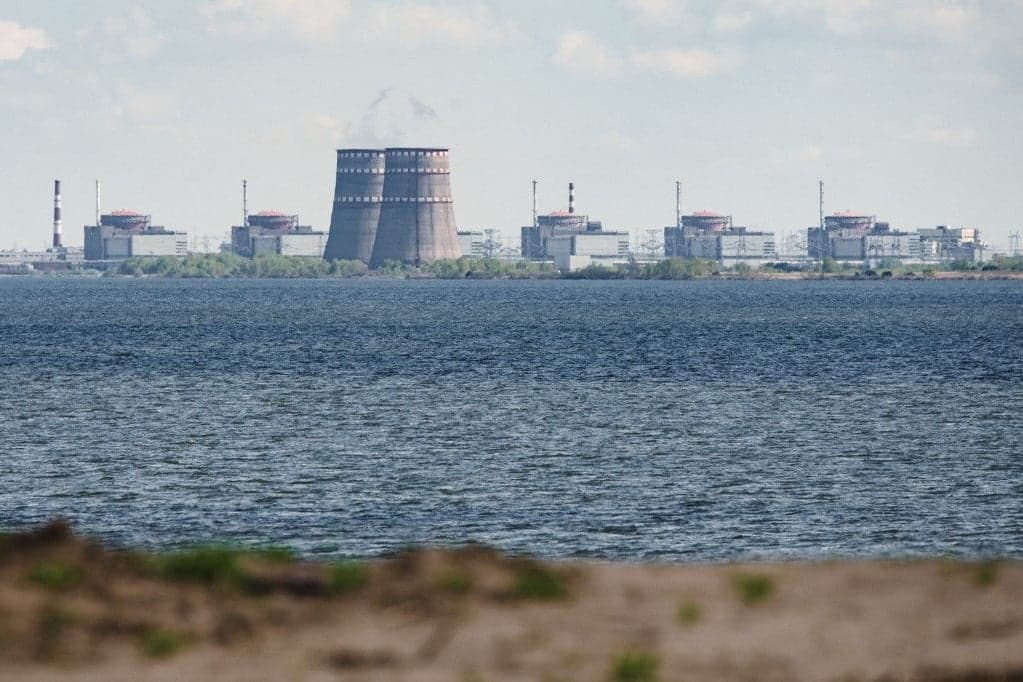 Rakéták robbantak a zaporizzsjai erőmű közelében