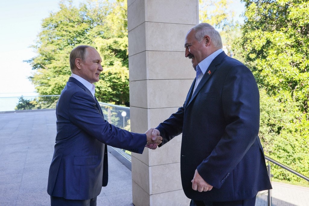 A győzelem napja: Lukasenka gratulált Putyinnak