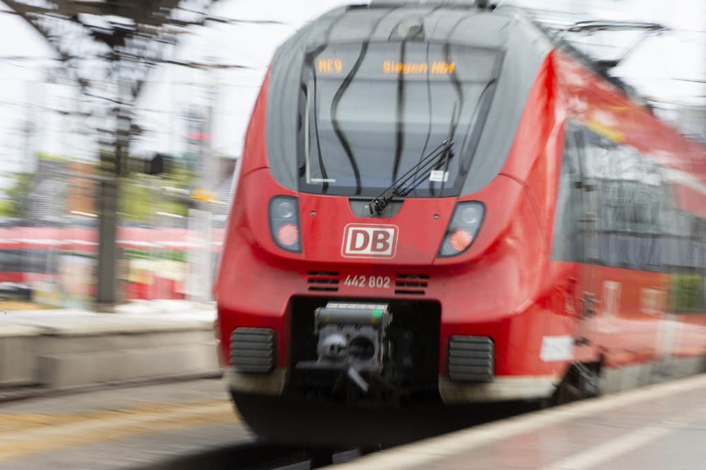 Sztrájkolnak az osztrák vasutasok, ez ránk is hatással lesz hétfőn
