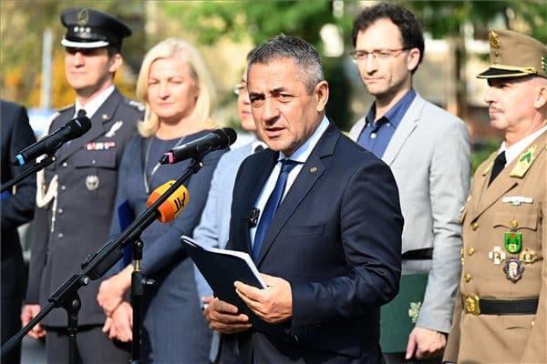 Potápi: Méltán lehetünk büszkék Benyovszky Móricra