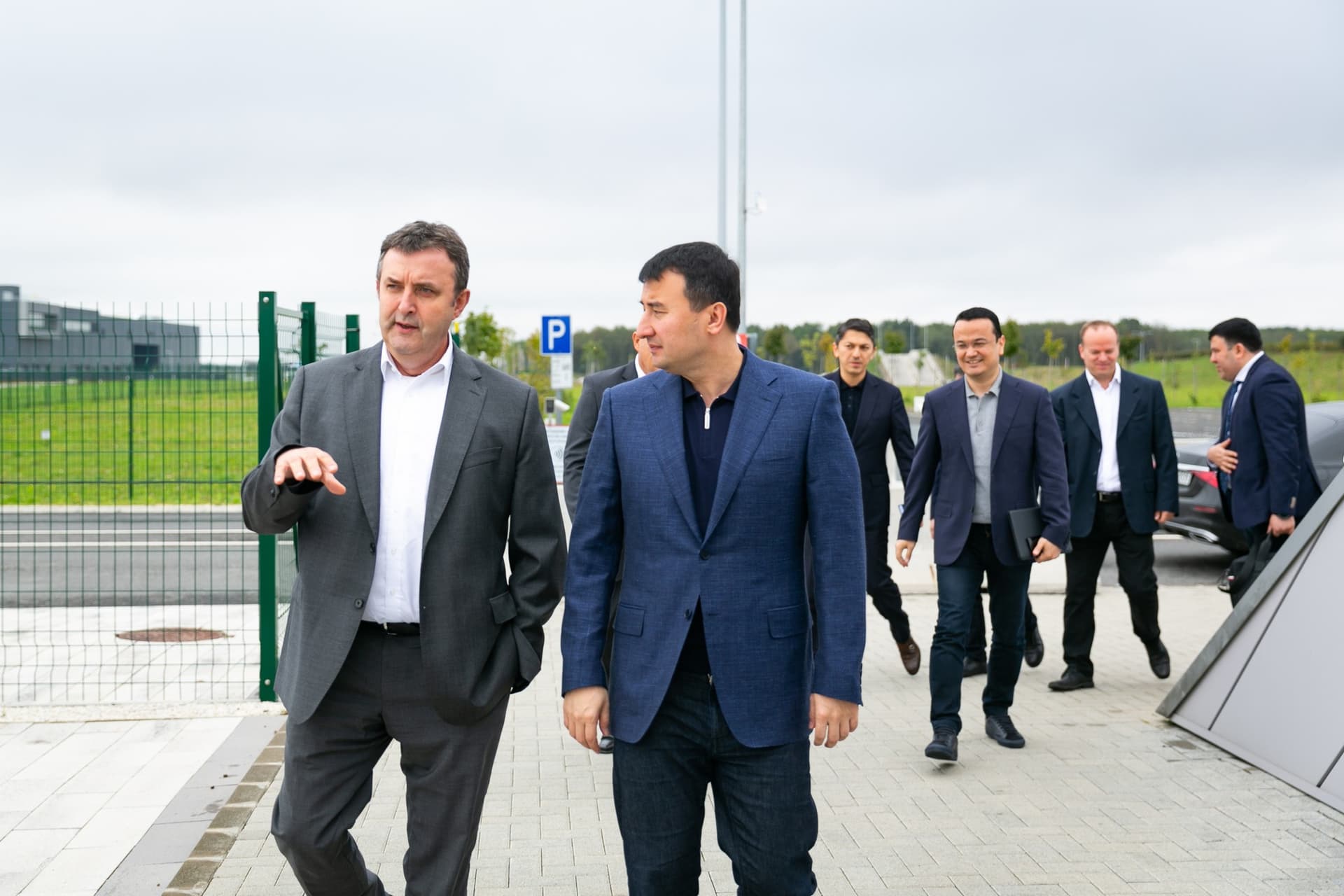 Palkovics: A magyar védelmi ipar a régiós élvonalba kerülhet 2030-ra