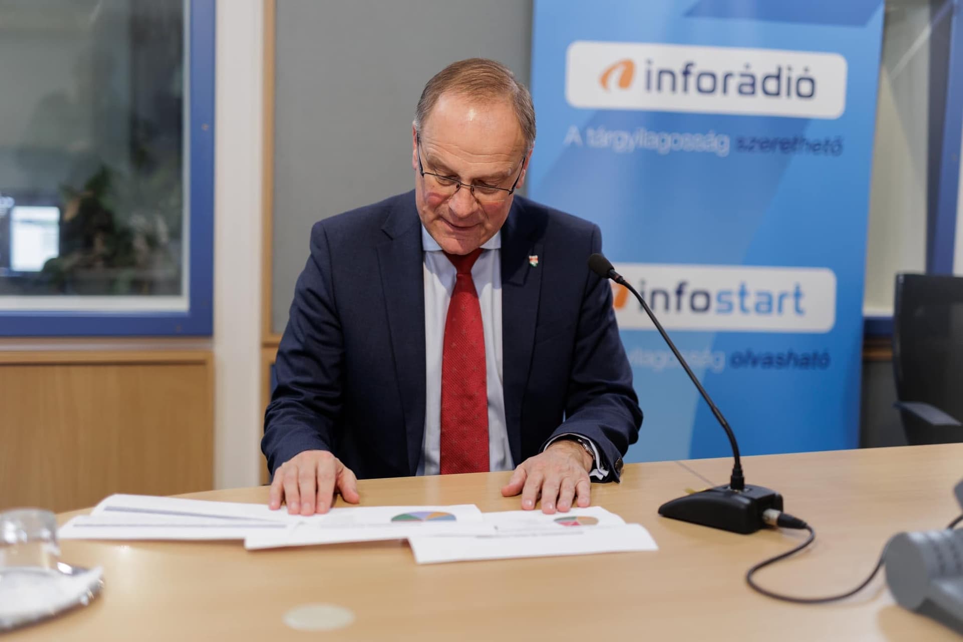 Navracsics: Belehúzott a kormány, jóval hamarabb teljesülhetnek az uniónak tett vállalások