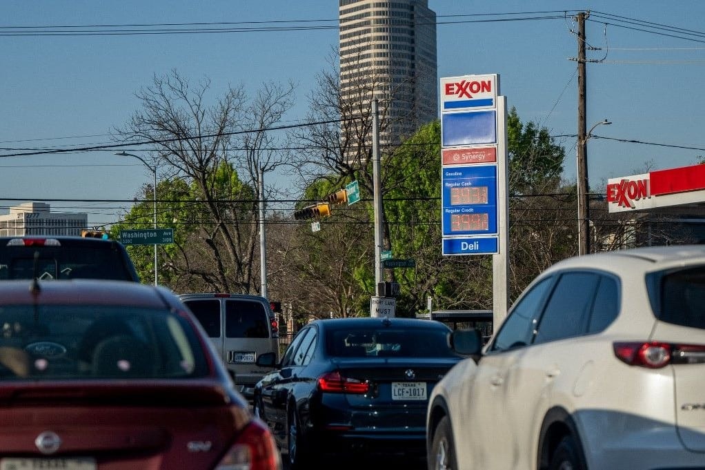 Amerika alternatív megoldások felé fordul az OPEC+ döntése után