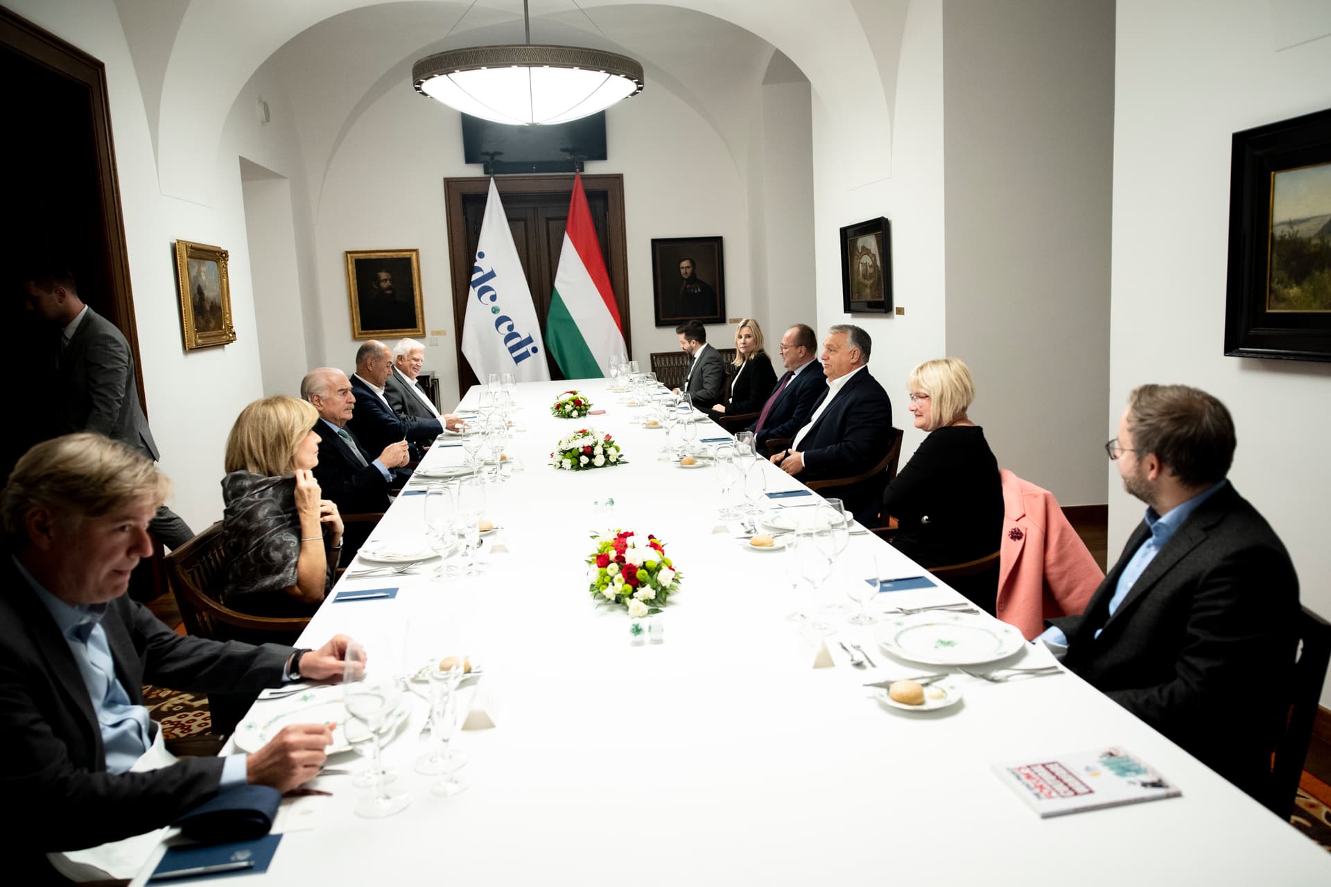 Orbán Viktor a nemzetközi konzervatív pártszövetség vezetőivel tárgyalt