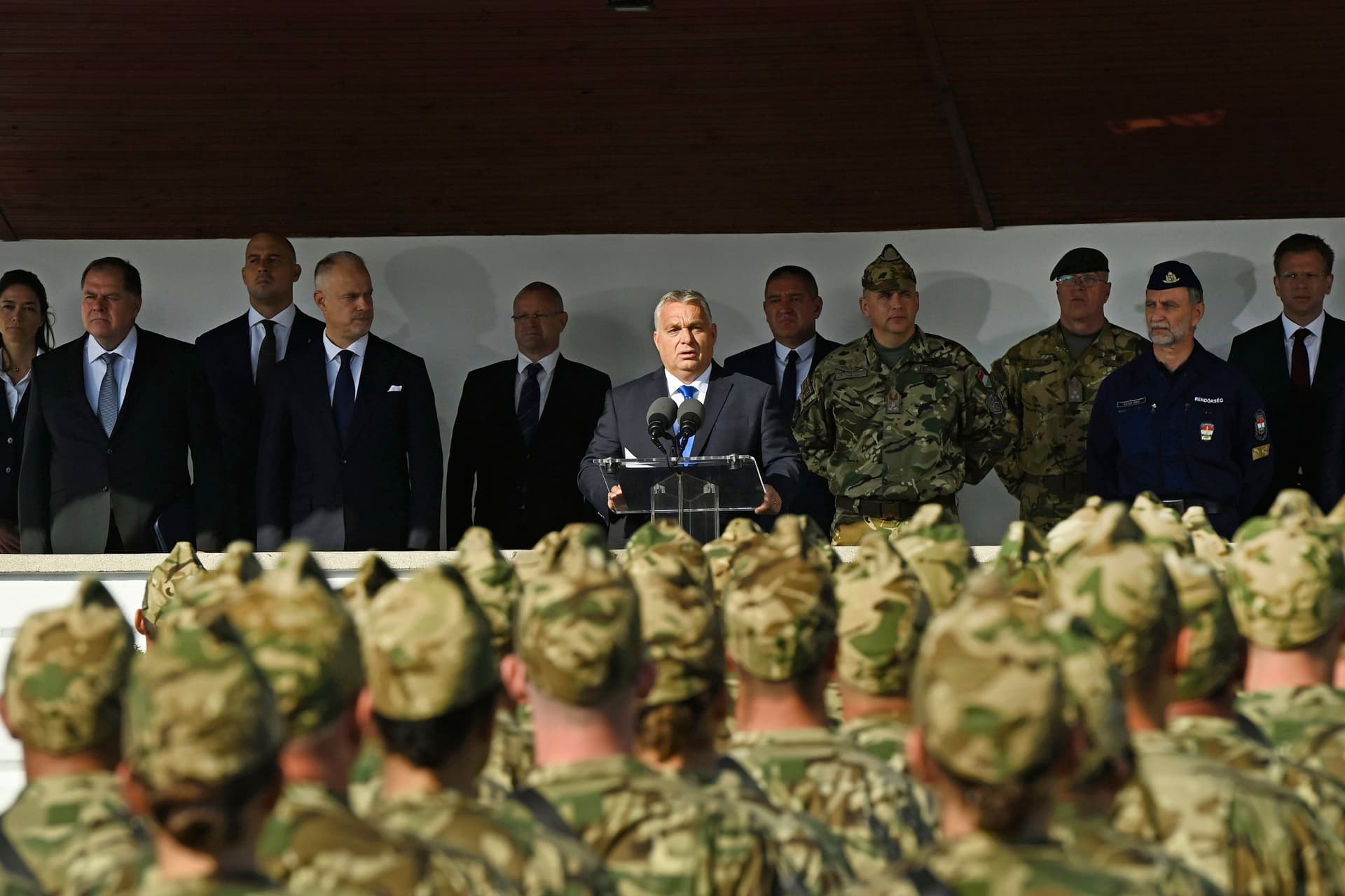 Orbán Viktor: Ideje feléleszteni magunkban a katonaszellemet