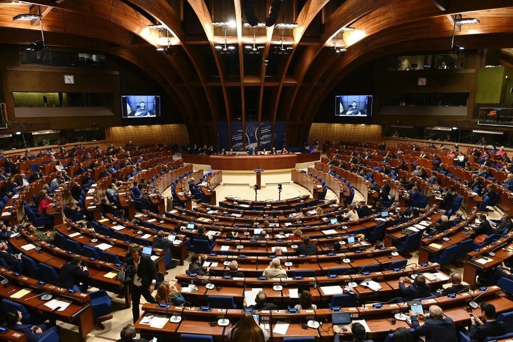 Európa Tanács: a tagállamoknak javítaniuk kell a pénzmosás elleni küzdelmen