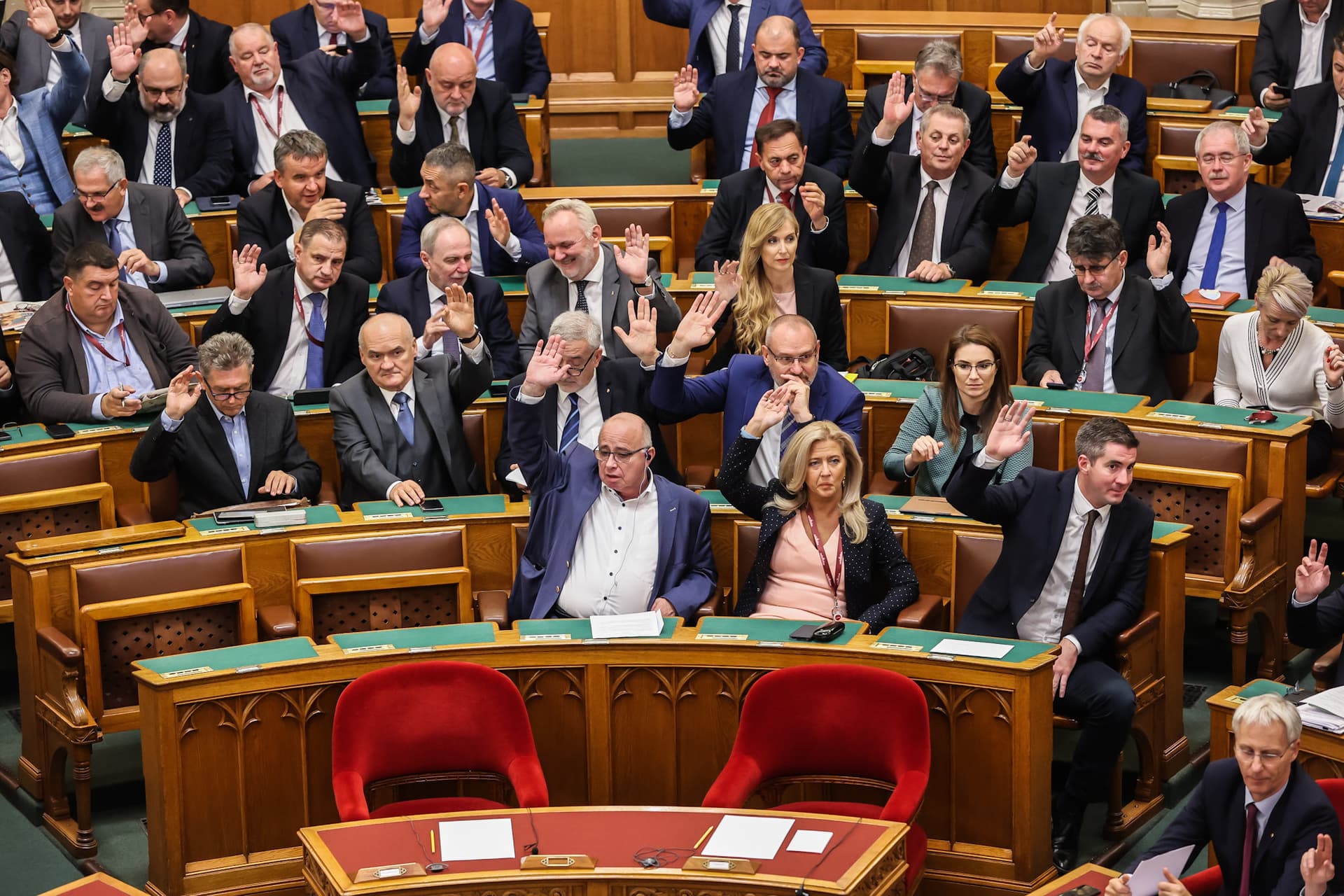 Ma tárgyal és határoz is az Országgyűlés a kormány normakontroll-javaslatáról