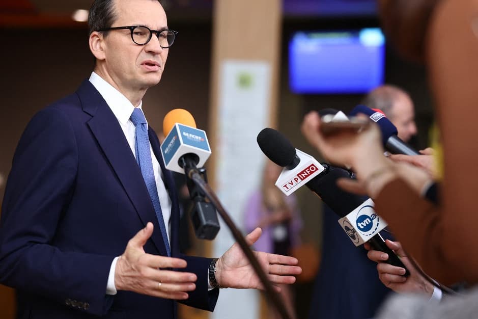 Morawiecki: A NATO az utolsó orosz katona Ukrajnából való távozásáig gyakorlatozik