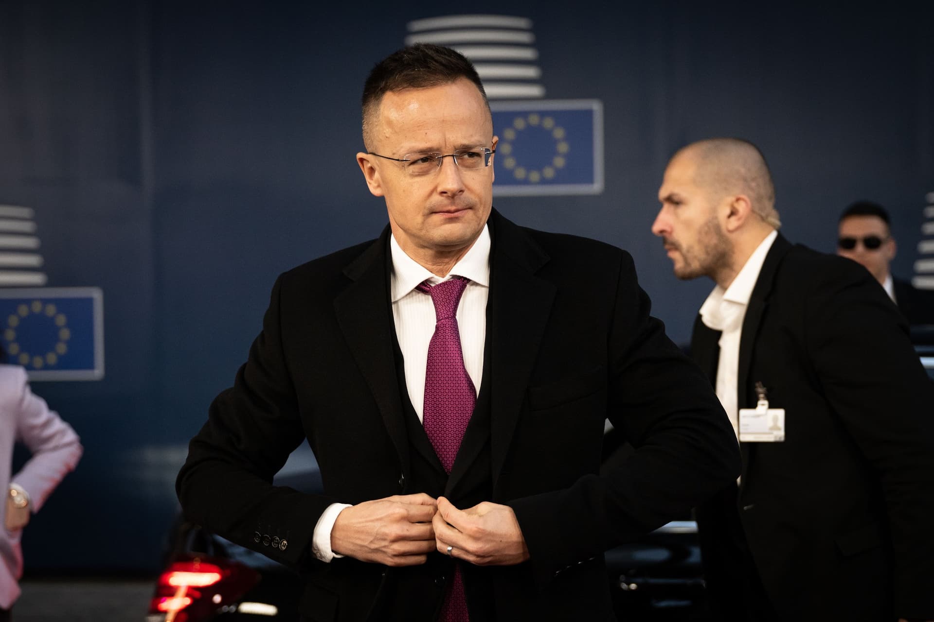 Újabb szankciós csomag helyett békét kell teremteni