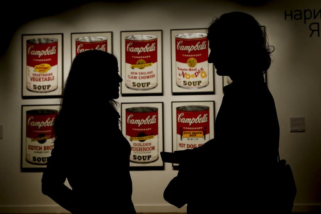 Klímaaktivisták egy Warhol-műhöz ragasztották magukat egy ausztrál múzeumban