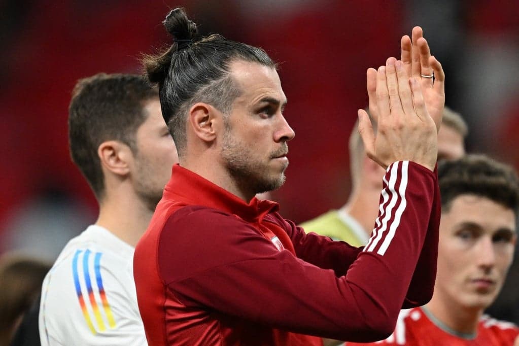 Bale: Megyek golfozni