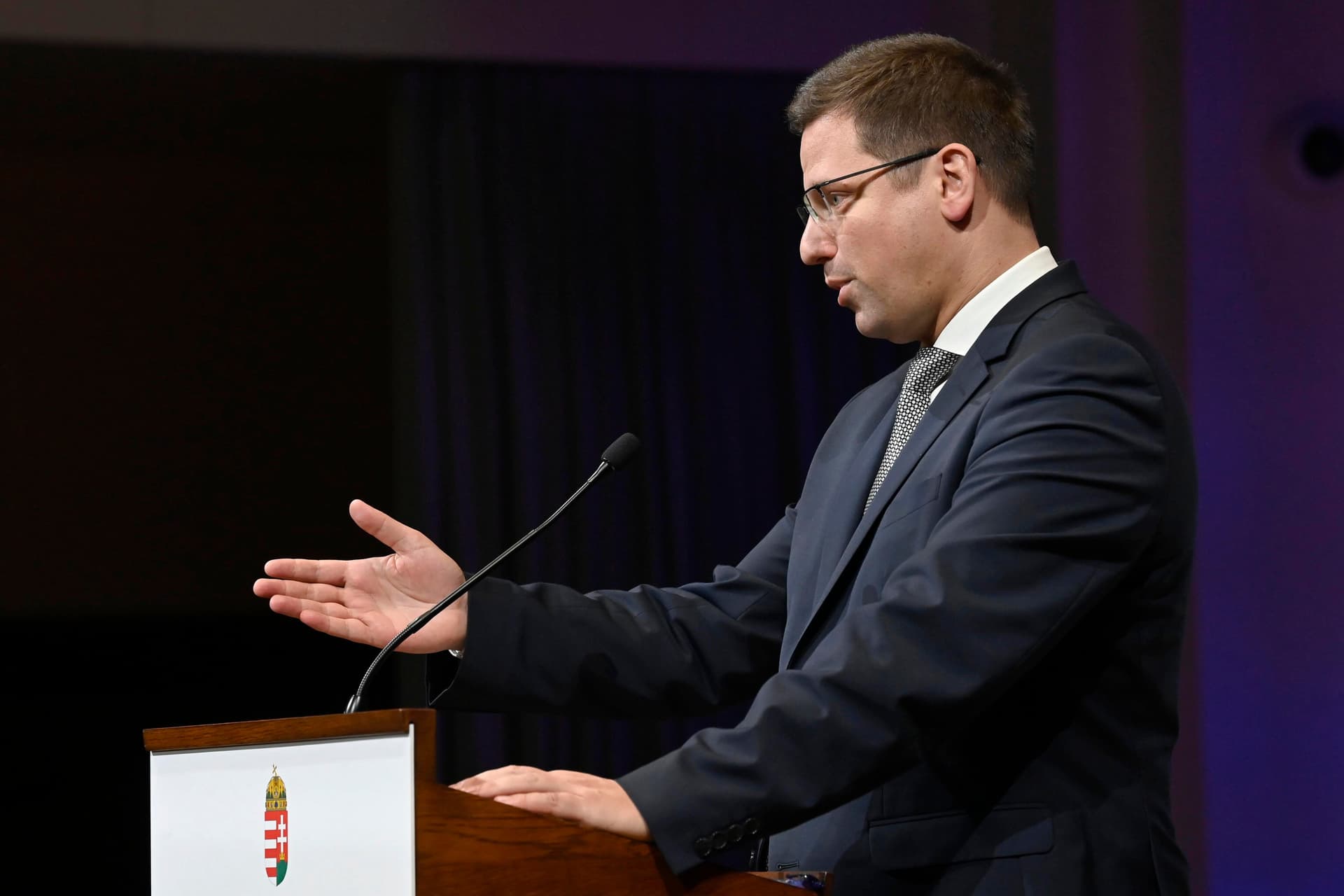 Miniszterelnökség: Aki teheti, intézze el ügyeit az igazgatási szünet előtt!