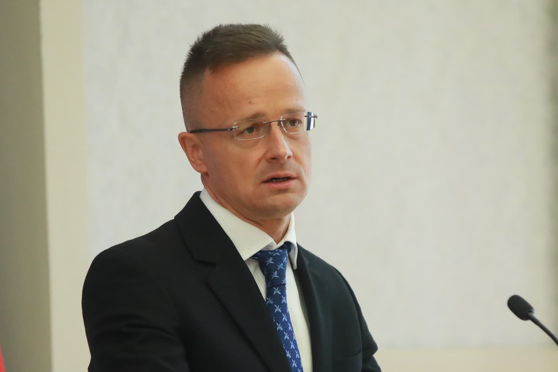 Szijjártó Péter: Elkötelezettek vagyunk az űr békés felhasználása mellett