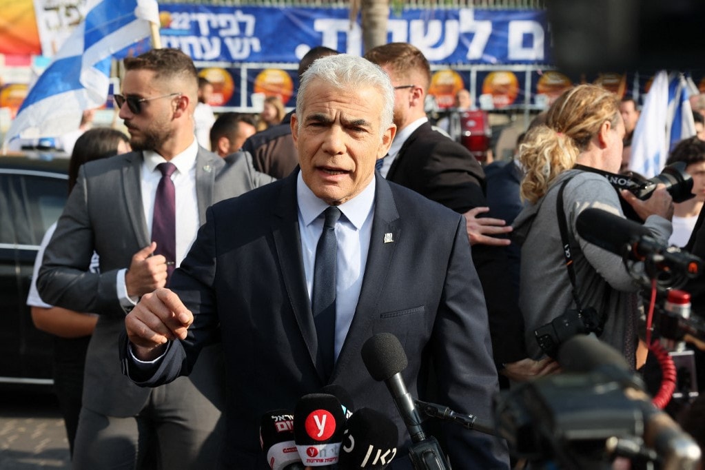 Szavazás a kneszet százhúsz képviselői helyéről