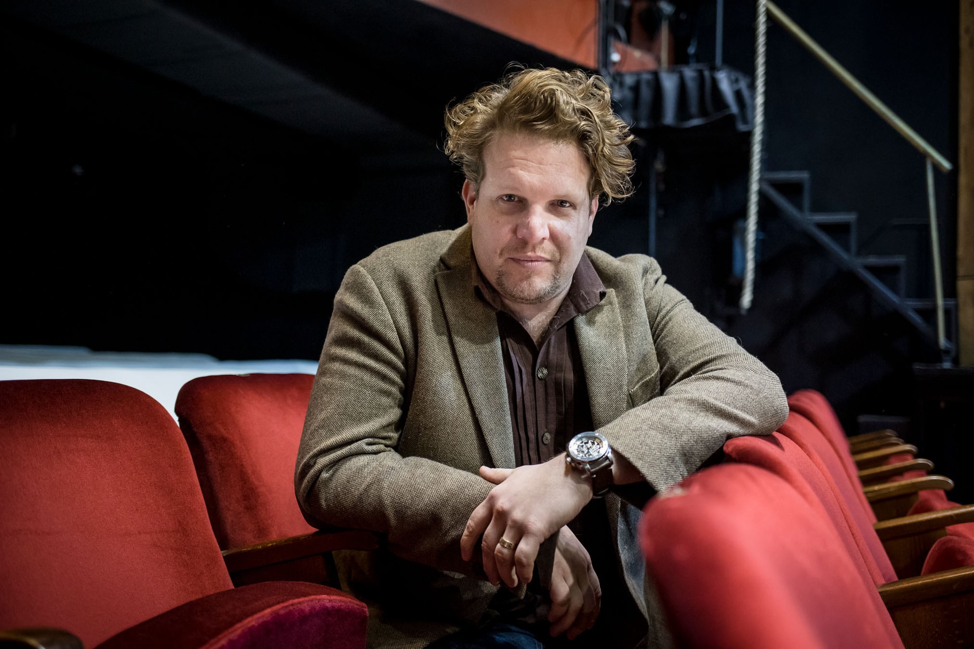 Két néni, ha megindul - Bejelentették a Karinthy Színház új bemutatóit