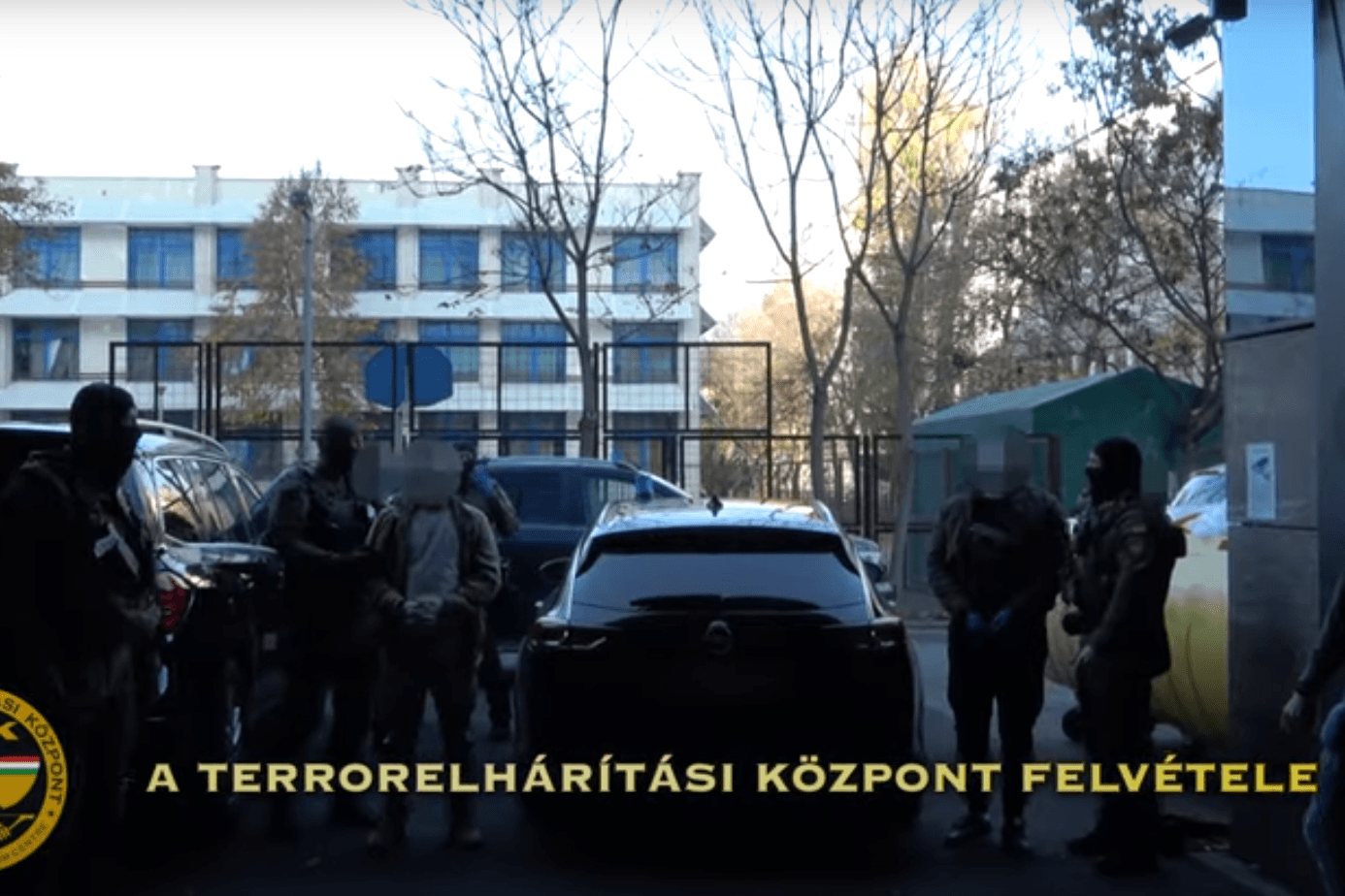 Lőjétek a rendőröket!