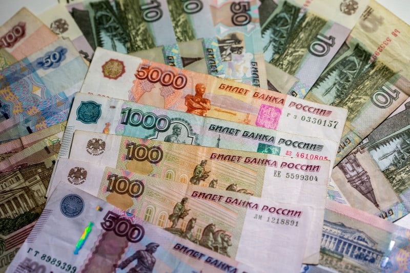 A szankciók ellenére rekordnyereségről számolt be a legnagyobb orosz pénzintézet