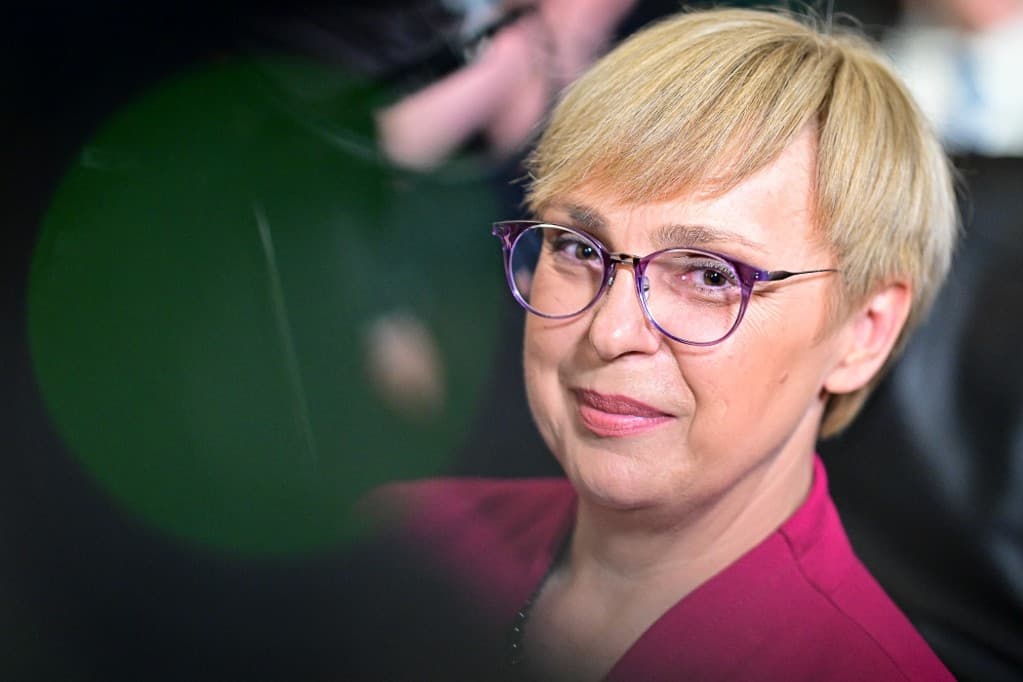 Letette hivatali esküjét Natasa Pirc Musar