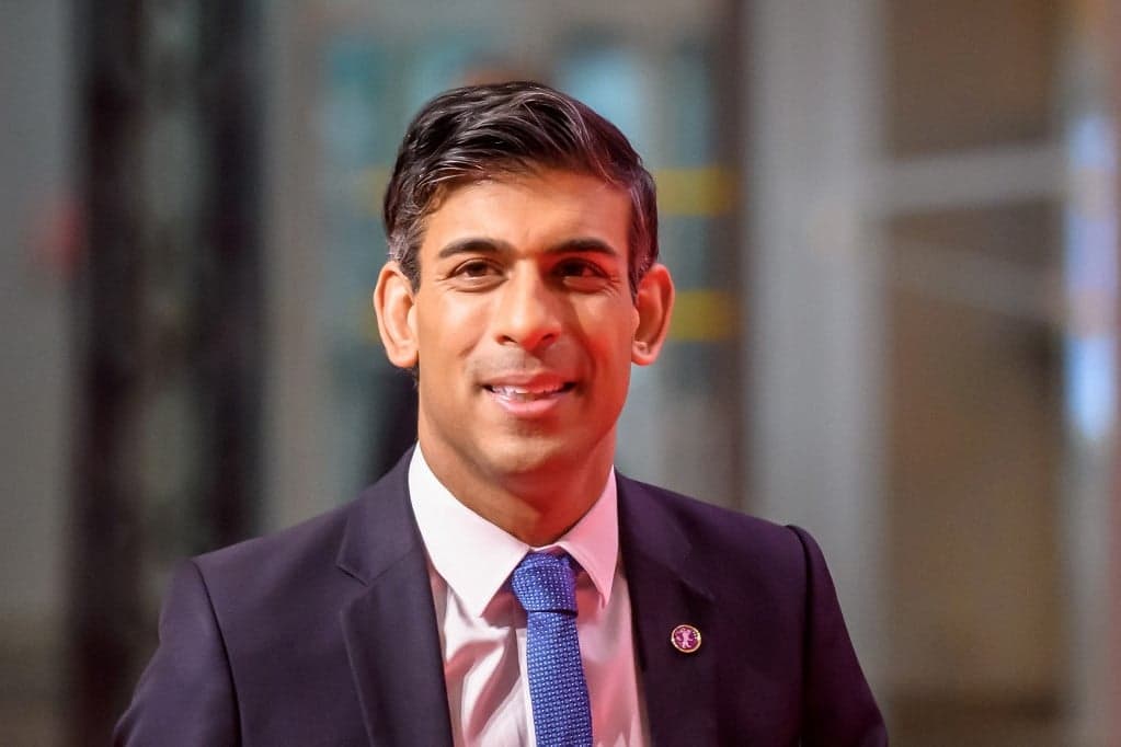 Az infláció felére csökkentését ígérte a brit kormányfő