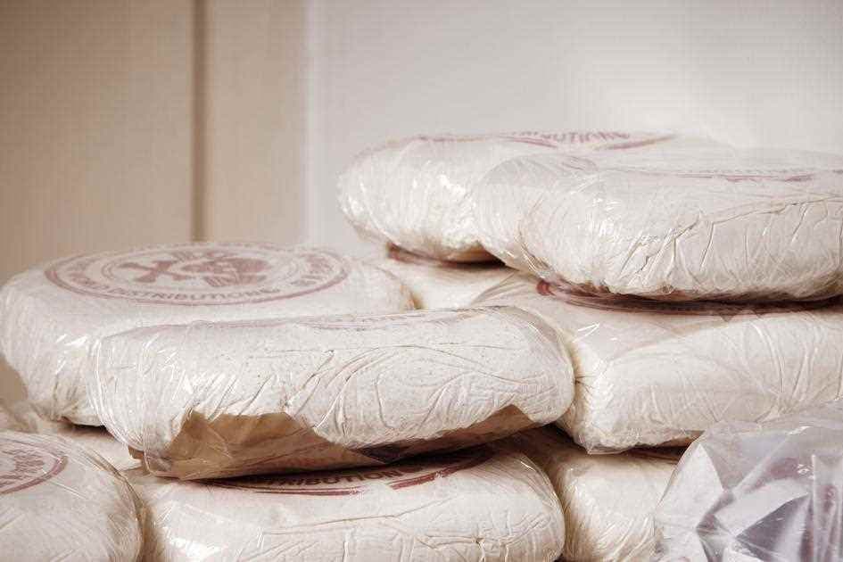 Csaknem 900 kilogramm kokaint foglaltak le a belgiumi Antwerpen kikötőjében
