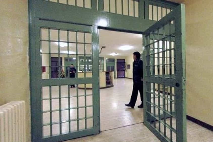 Öttől tizenöt évig terjedő börtönre ítéltek vasárnap négy emberi jogi aktivistát Egyiptomban