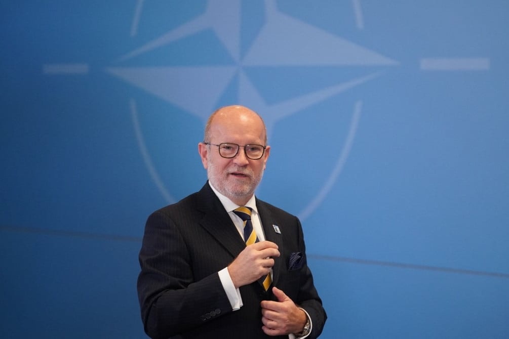 Az ügyvezető kabinet tovább tolná Ukrajna szekerét