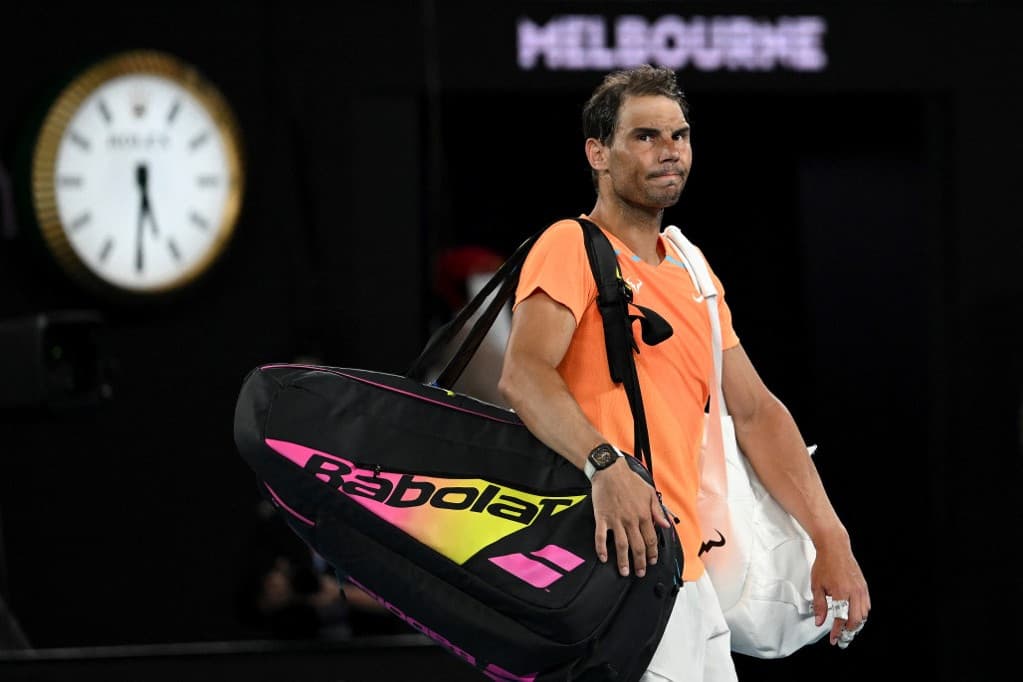 Szenzáció Melbourne-ben: Nadal megsérült és kiesett