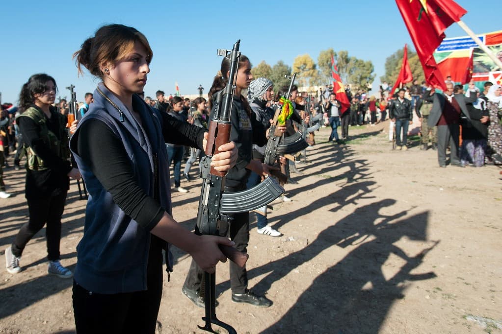 Kurd erőkre csaptak le a törökök