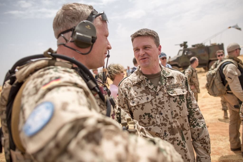 Vészesen fogynak a NATO készletei