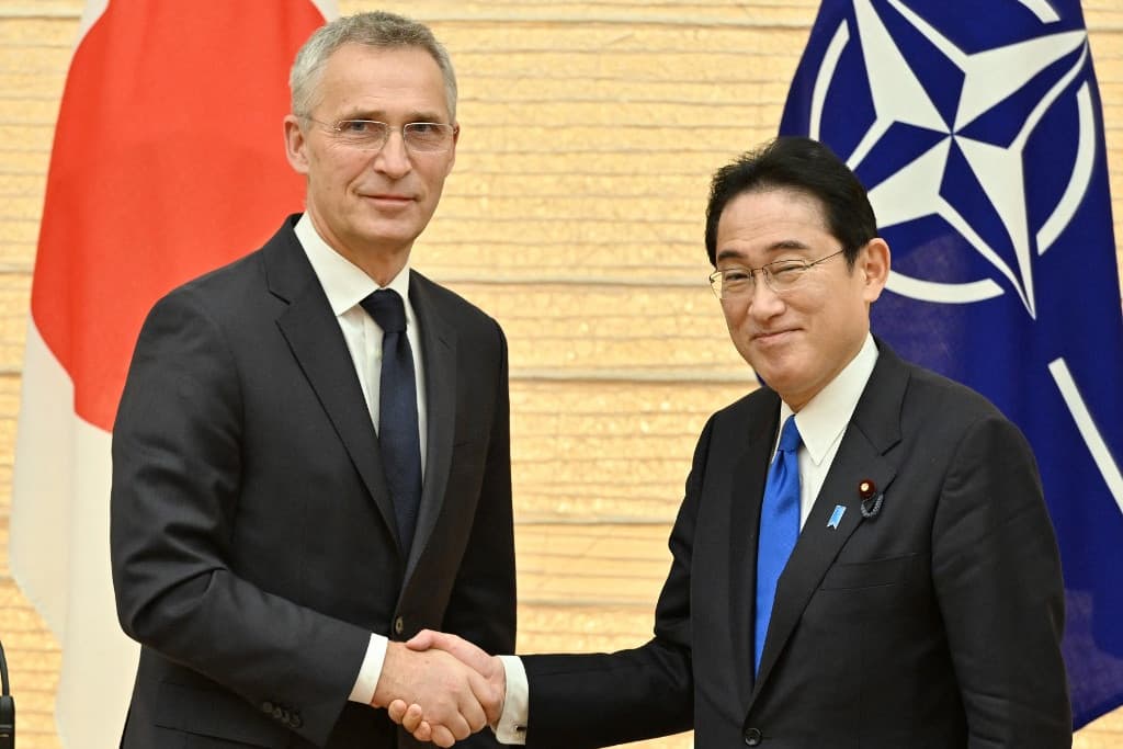 Stoltenberg: Veszélyes lenne a világra, ha Oroszország győzne
