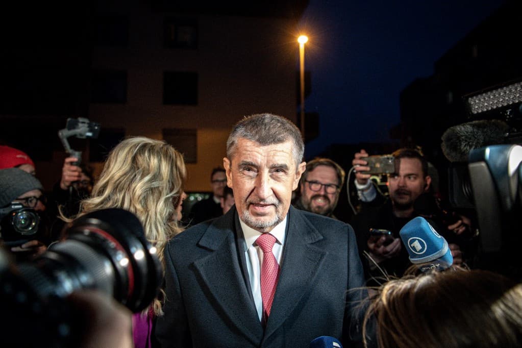 Babis tudni szeretné, hová kerülnek az Ukrajnának adott pénzek
