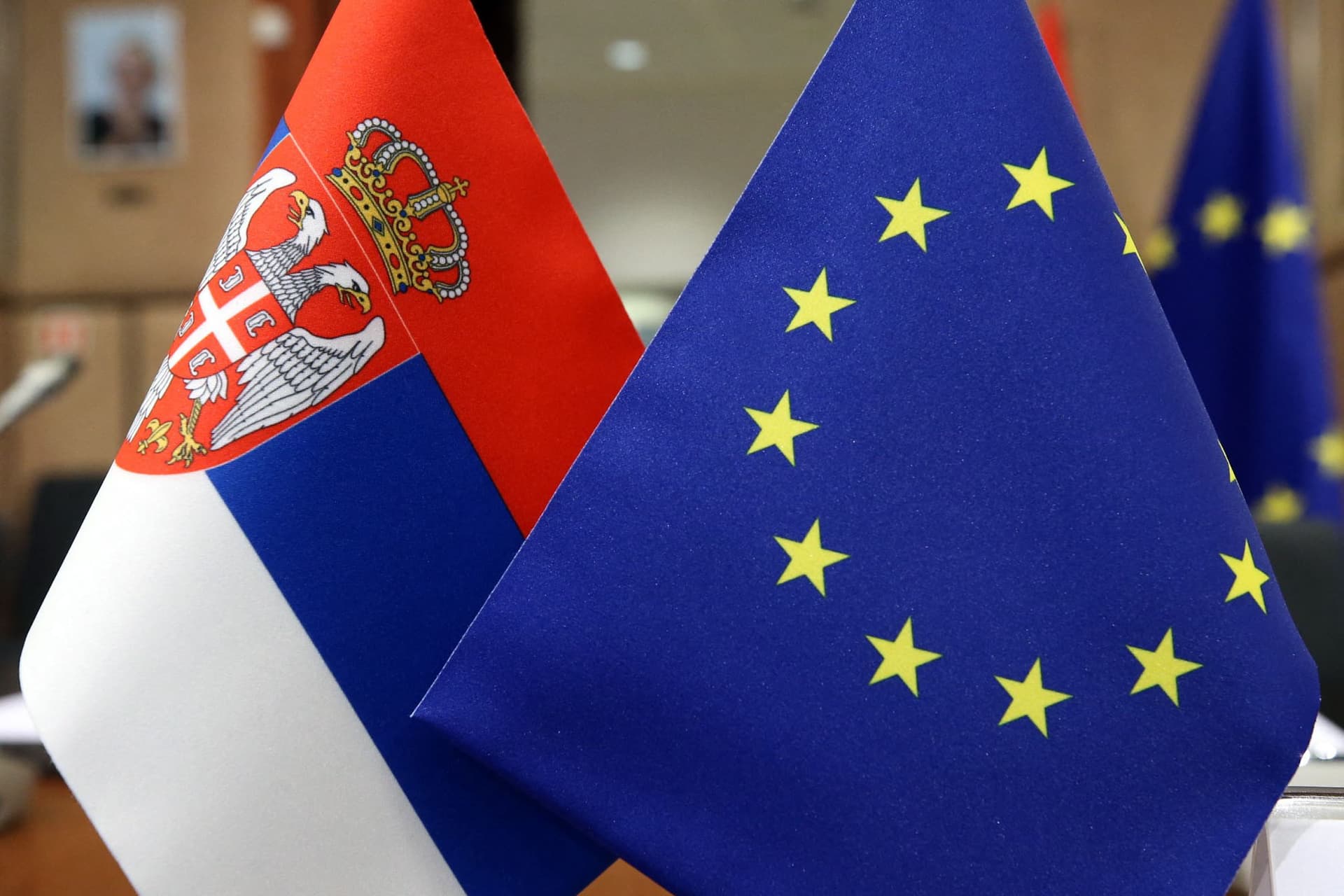 A szerb gazdasági miniszter Oroszország elleni szankciók bevezetését követeli