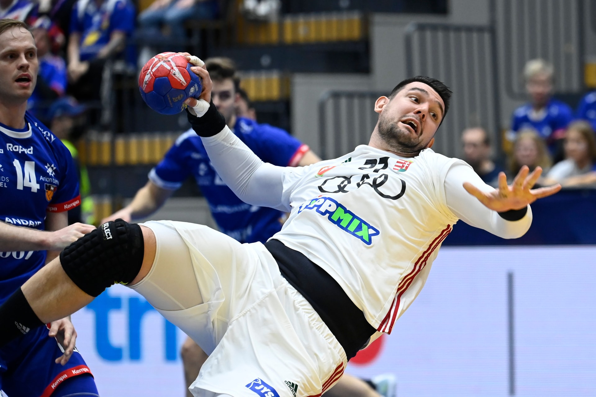 A magyar férfi kézilabda-válogatott óriási bravúrral 30–28-ra legyőzte Izlandot