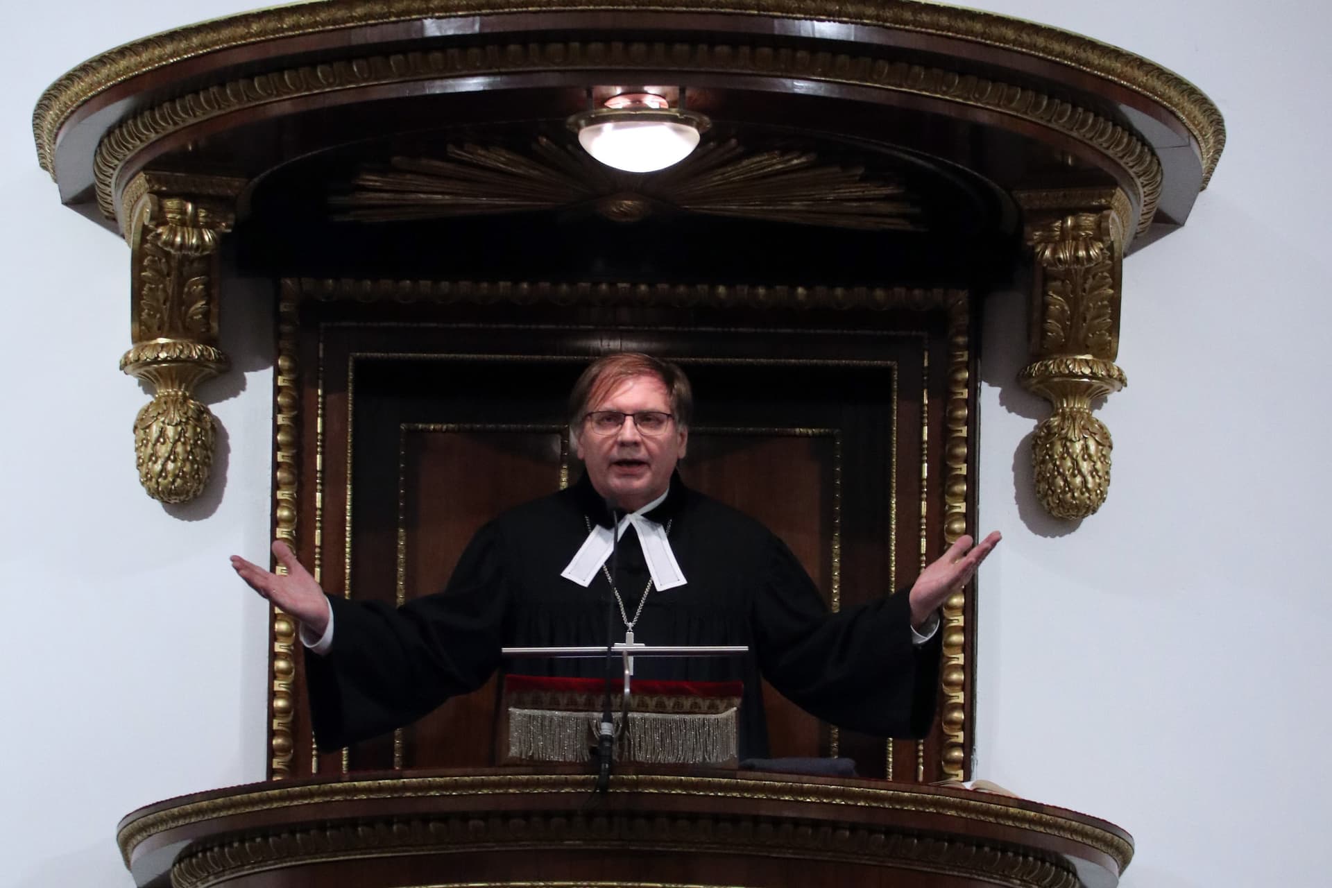 Fabiny Tamás evangélikus püspök kapta a Both Antal református alapítvány díját Debrecenben