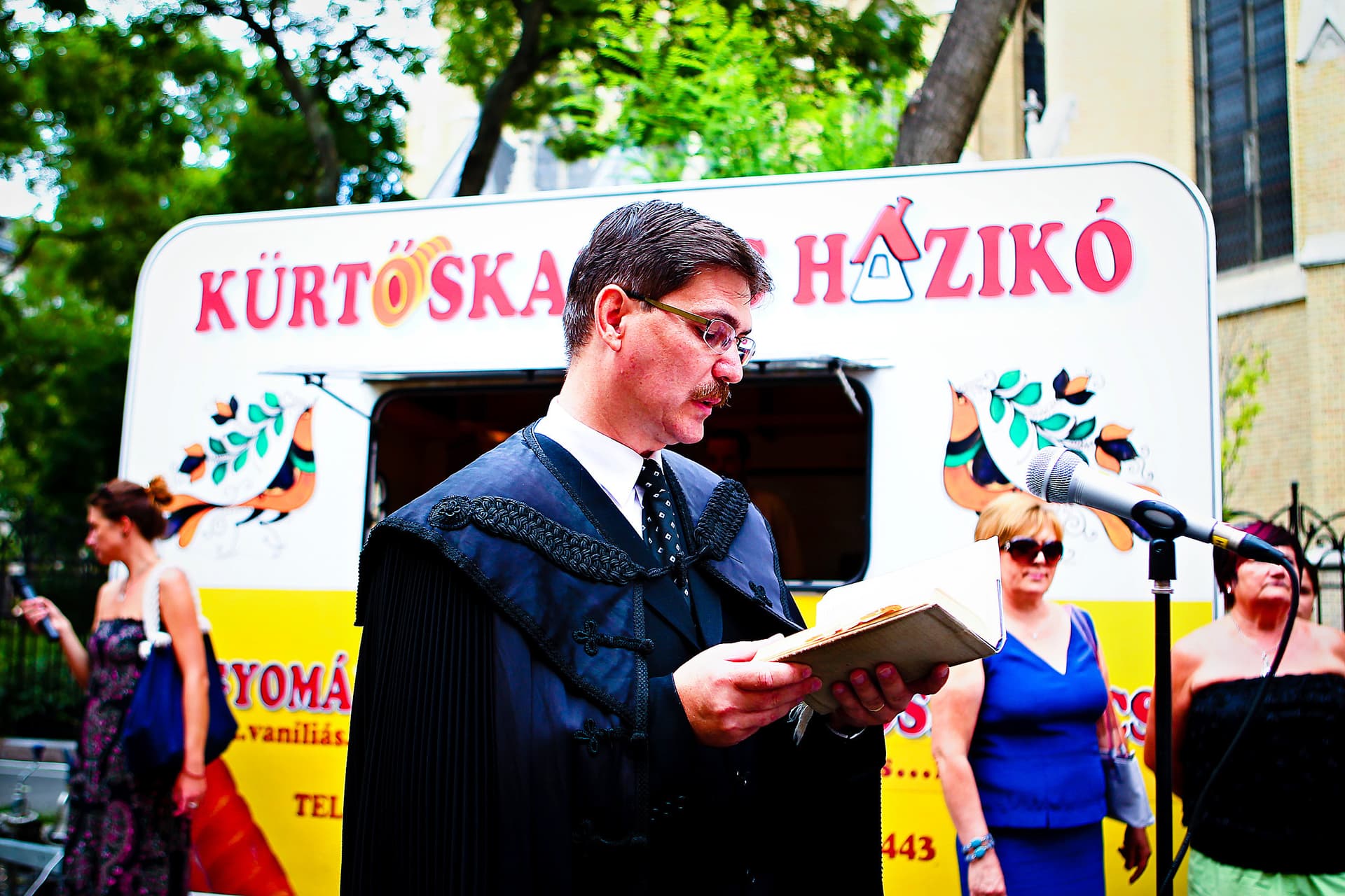 Büntetés a kizárólagos magyar feliratért
