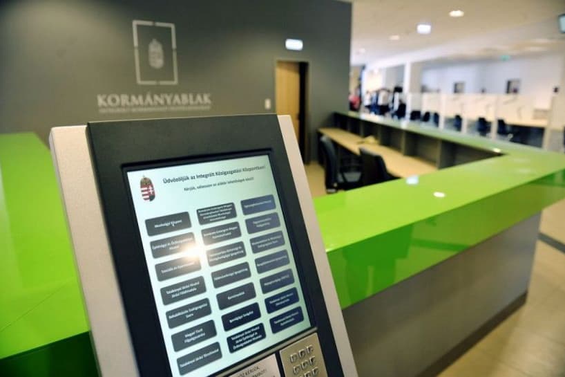 Több mint 15 millió ügyet intéztek tavaly a kormányablakokban