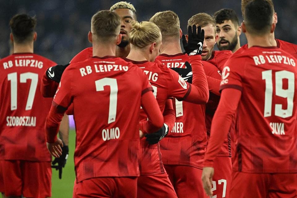 Féltucatot lőttek Szoboszlaiék a sereghajtónak