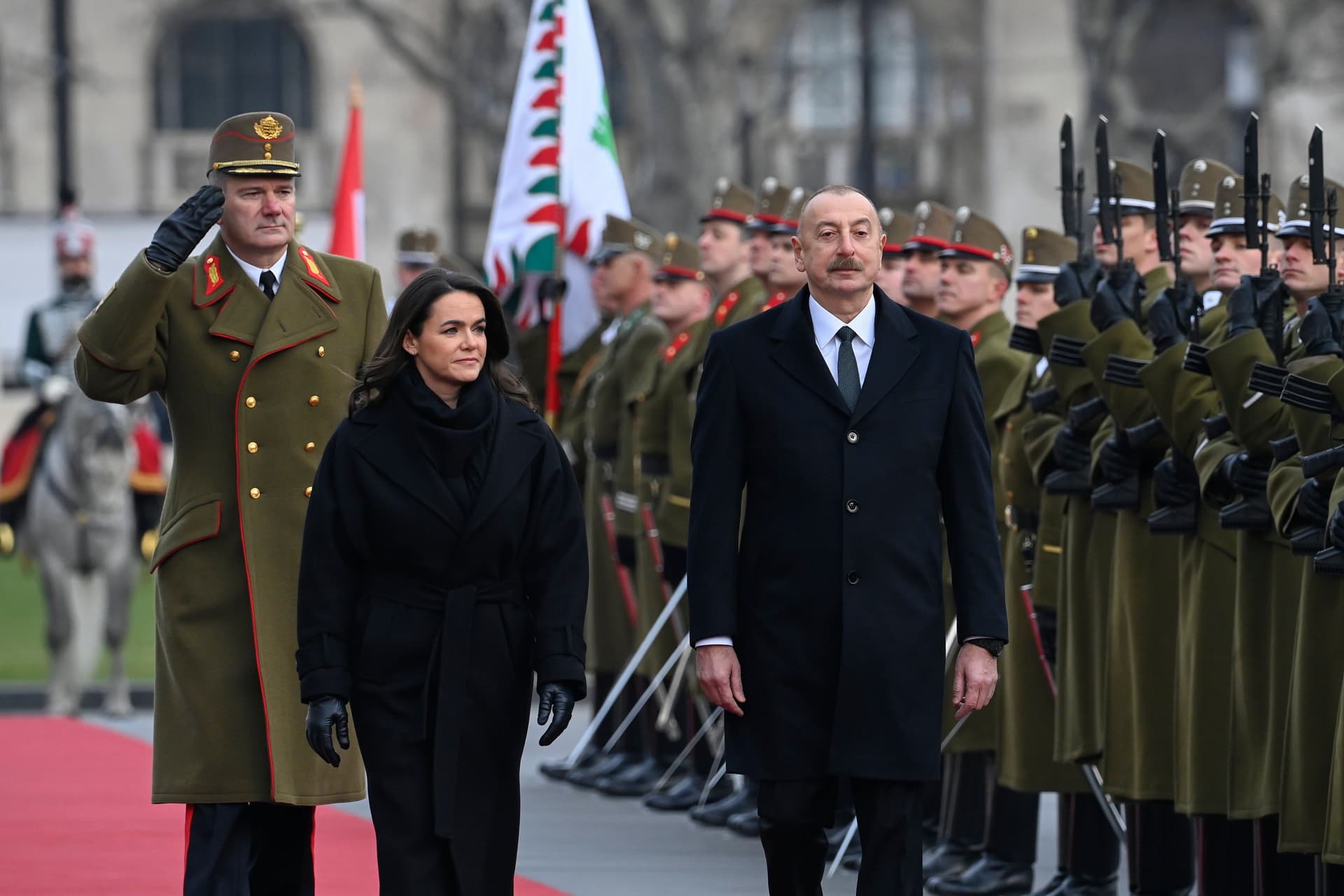 Novák Katalin fogadta az azeri elnököt