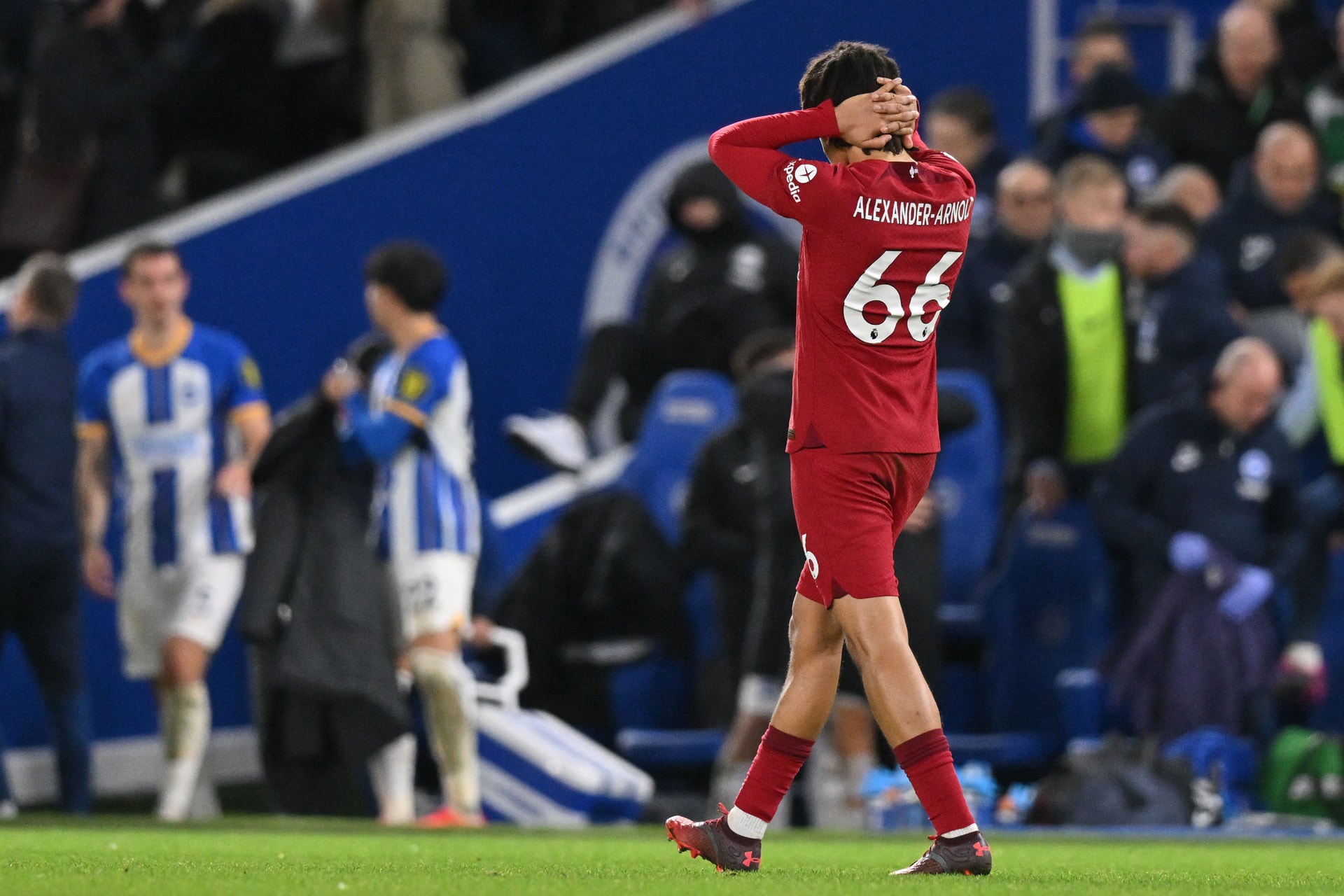 Segíthetne az edzőváltás, de Klopp drága és maradni akar