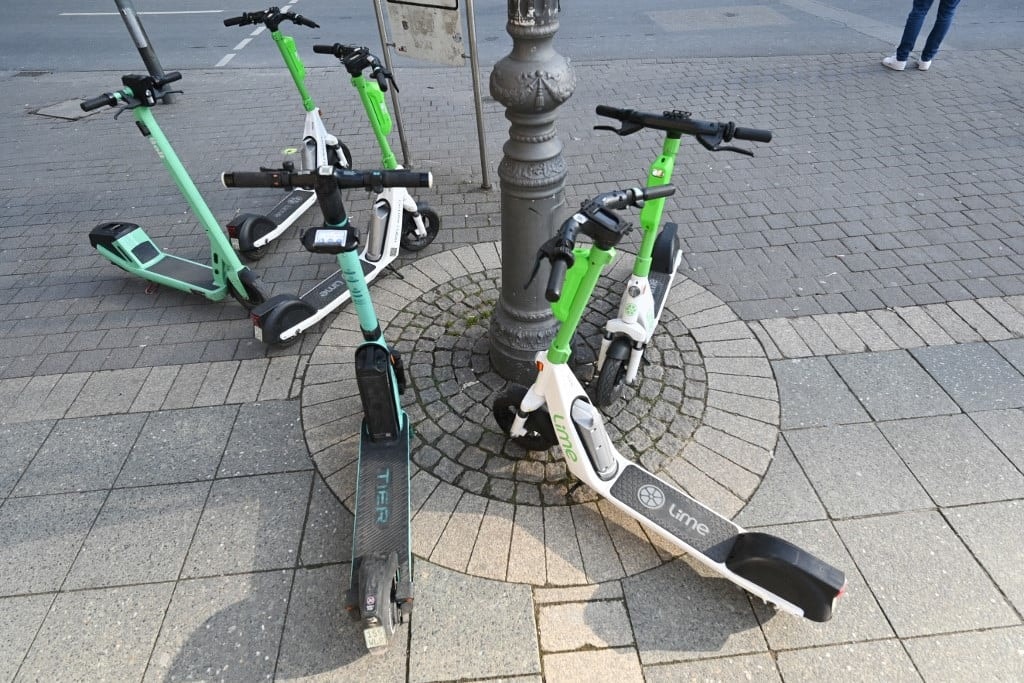 Jövő Mobilitása Szövetség: Már százezren rollereznek a magyar utakon