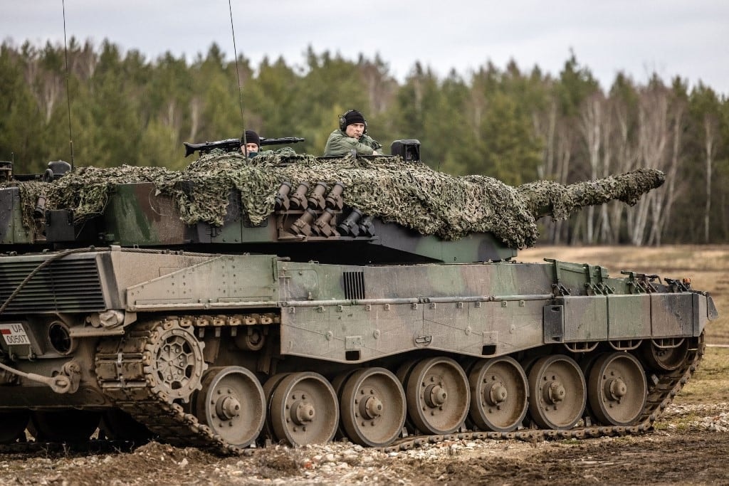 Spanyolország hat Leopard 2 harckocsit küld Ukrajnának