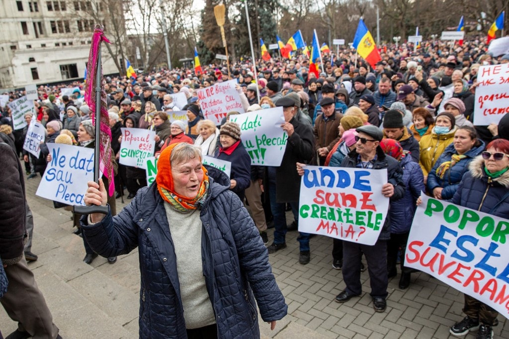 Orosz védelmi tárca: ukrán fegyveres provokáció készül Moldovában