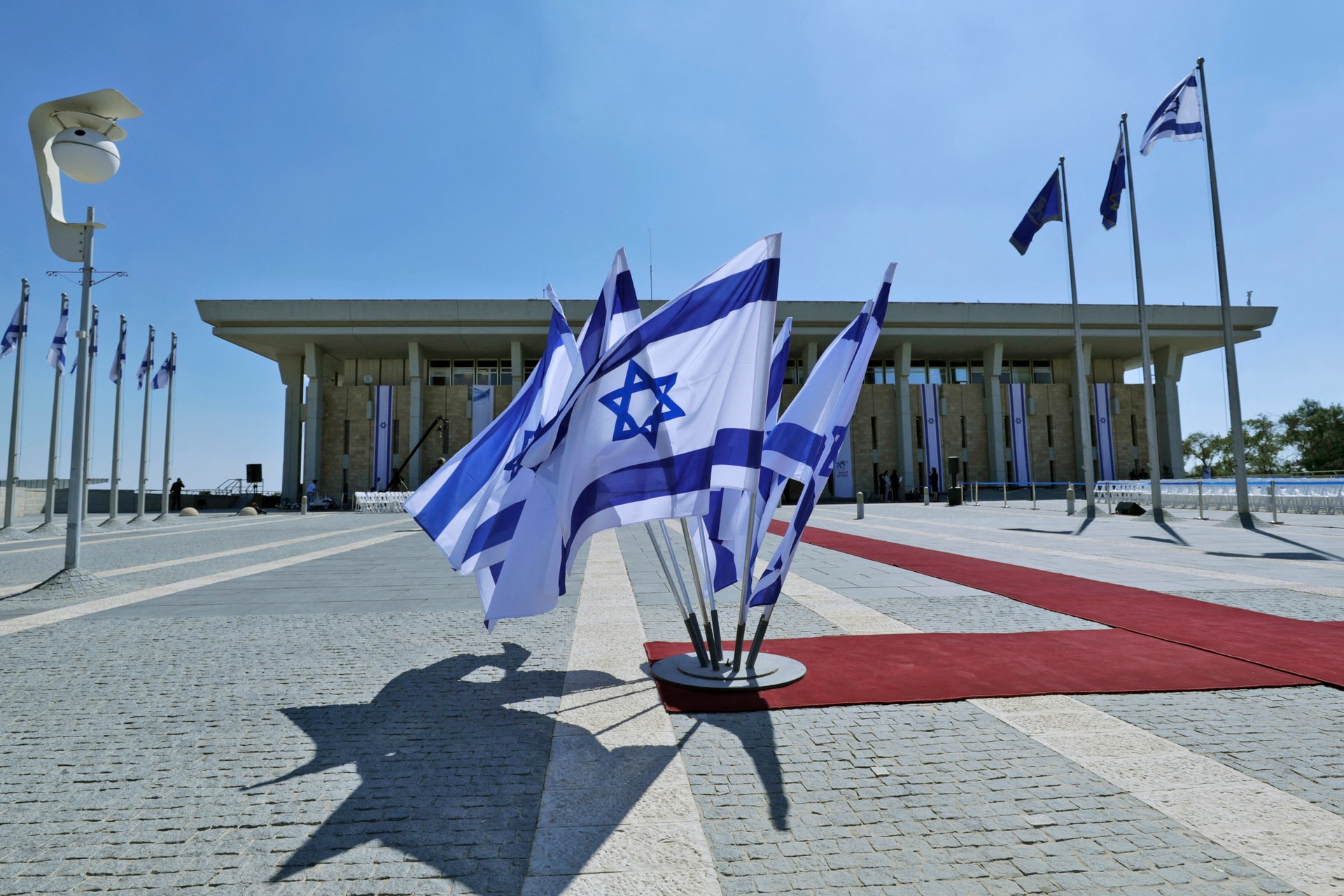 Izraelben elfogadták az idei és a 2024-es költségvetést