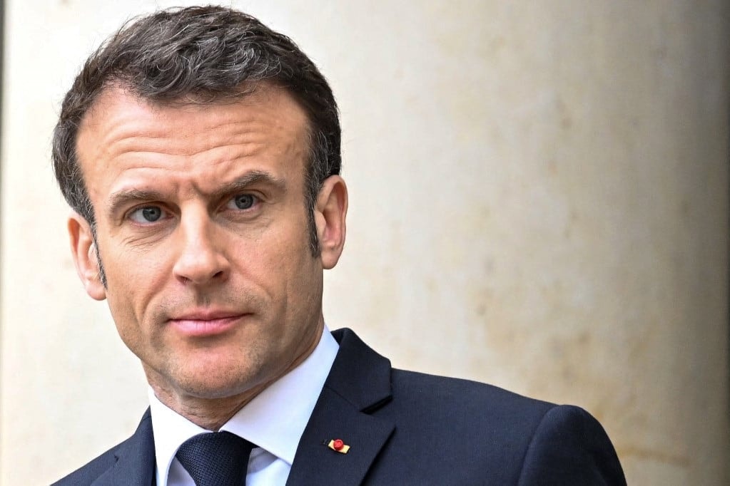 Macron: Európának csökkentenie kell függőségét az Egyesült Államoktól és a dollártól