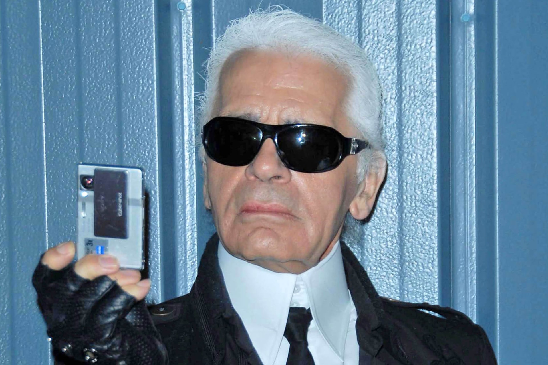 Hamarosan érkezik a Karl Lagerfeld életéről szóló sorozat