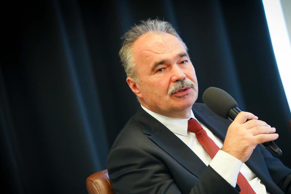 Brüsszelnek lépnie kell az ukrán gabona továbbszállítása és a gazdák érdekében
